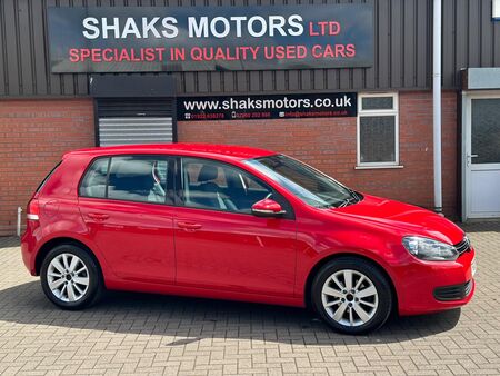 VOLKSWAGEN GOLF 1.6 TDI Match Euro 5 5dr